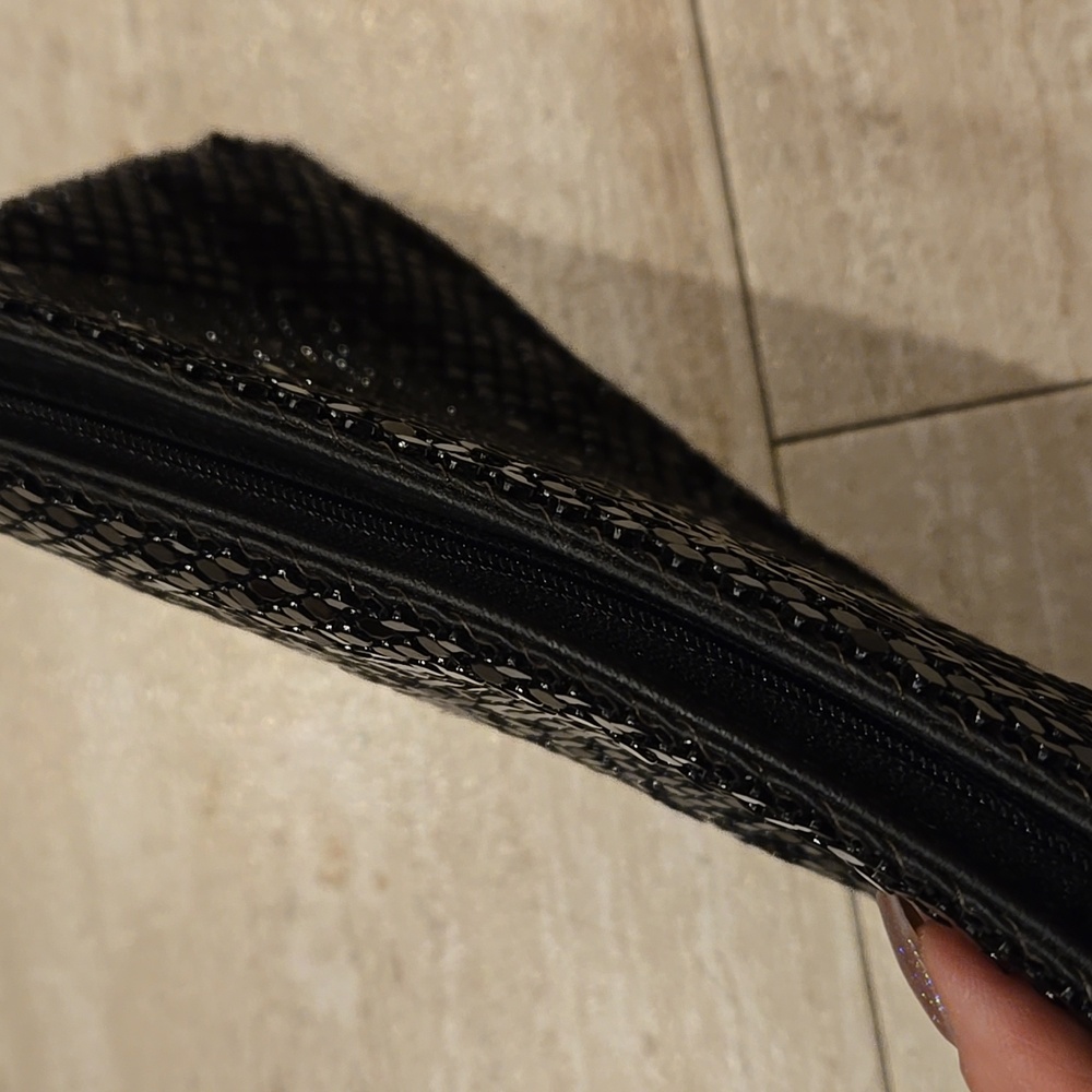 Whiting and Davis International Black Sequin Mesh Evening bag/Zipper Clutch - Picture 5 of 9